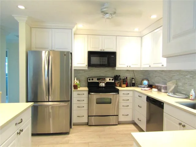 $5,500 | 4700 Greencroft Road, Sarasota, FL 34235