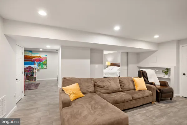 $1,199,999 | 1232 Bishopsgate Way, Reston, VA 20194