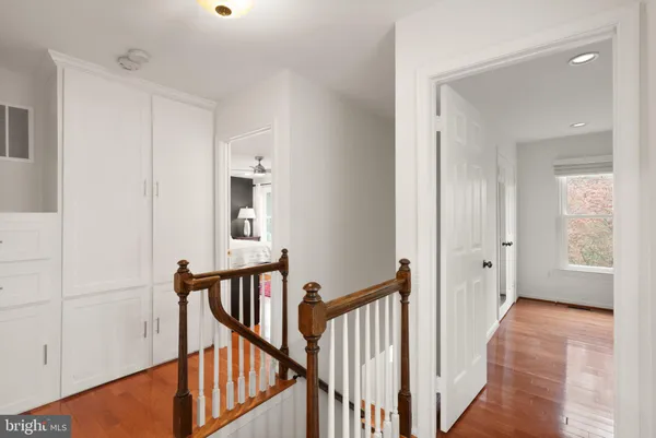 $1,199,999 | 1232 Bishopsgate Way, Reston, VA 20194