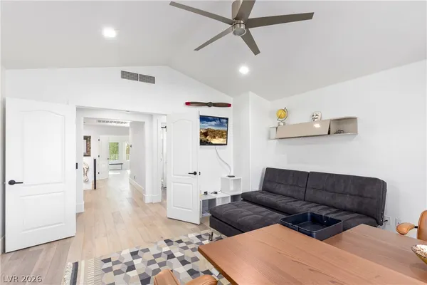 $7,500 | 9301 St James Circle, Las Vegas, NV 89117