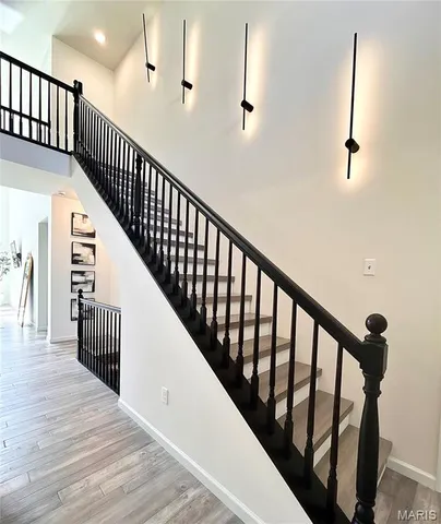 $590,000 | 7474 Shadow Point Drive, St. Louis, MO 63129