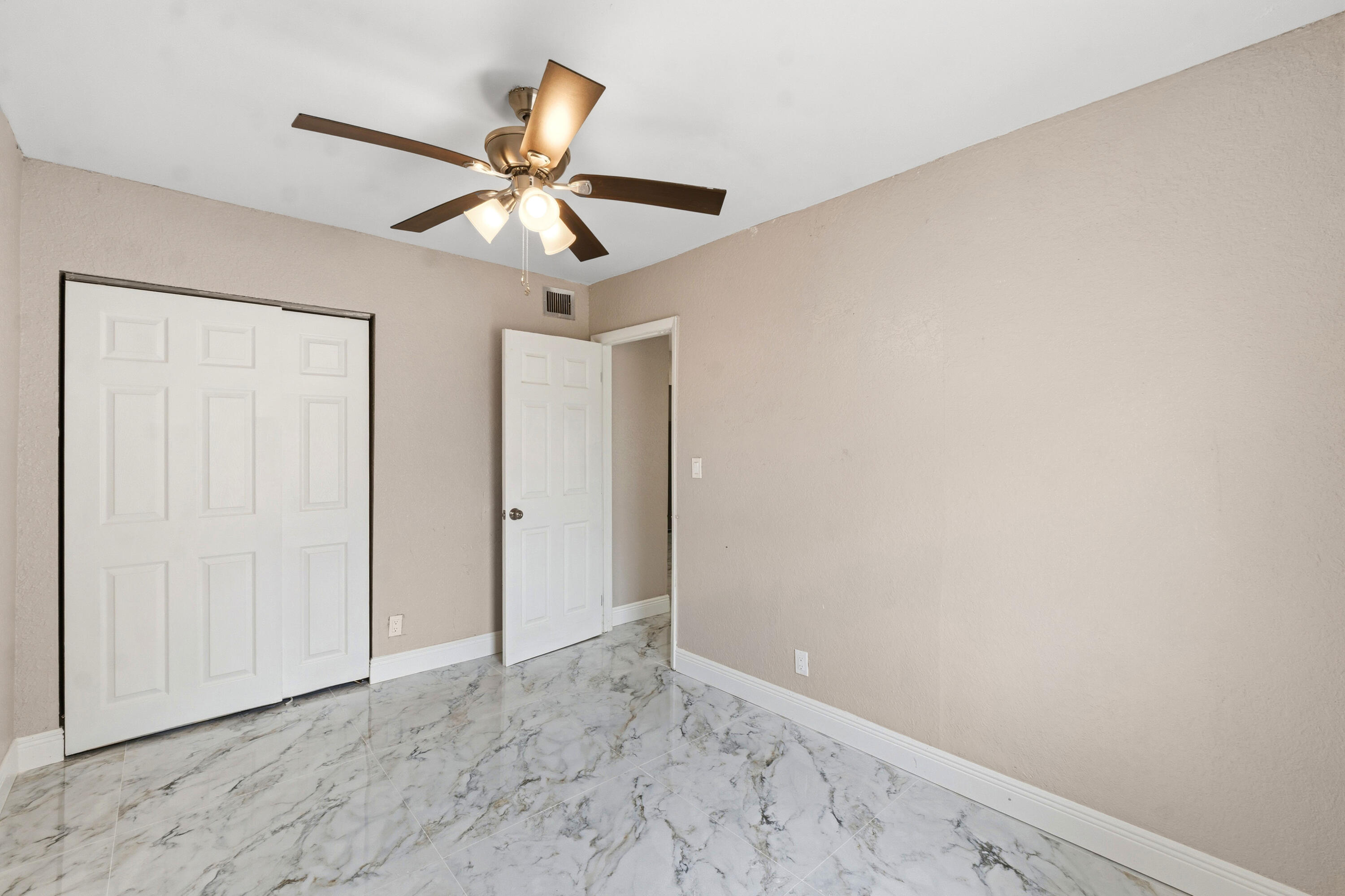 166 Southwest 3rd Street, Unit AD Deerfield Beach, FL 33441 - Photo 10 of 33 166 SW 3rd St_002