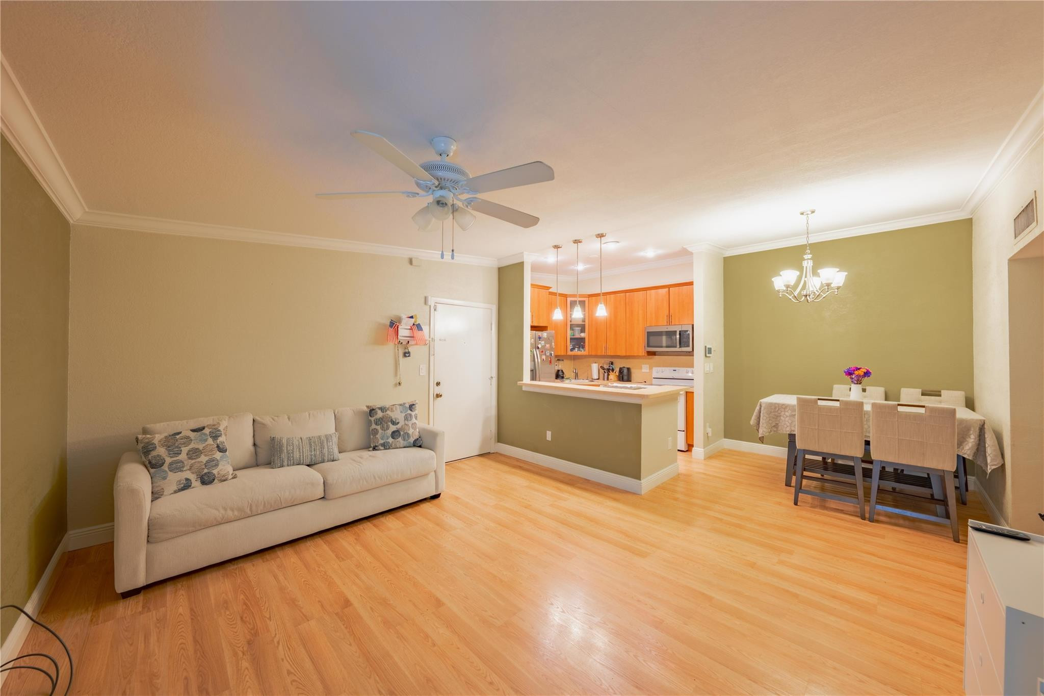 9614 West McNab Road, Unit 204 Tamarac, FL 33321 - Photo 6 of 37 Photo 6