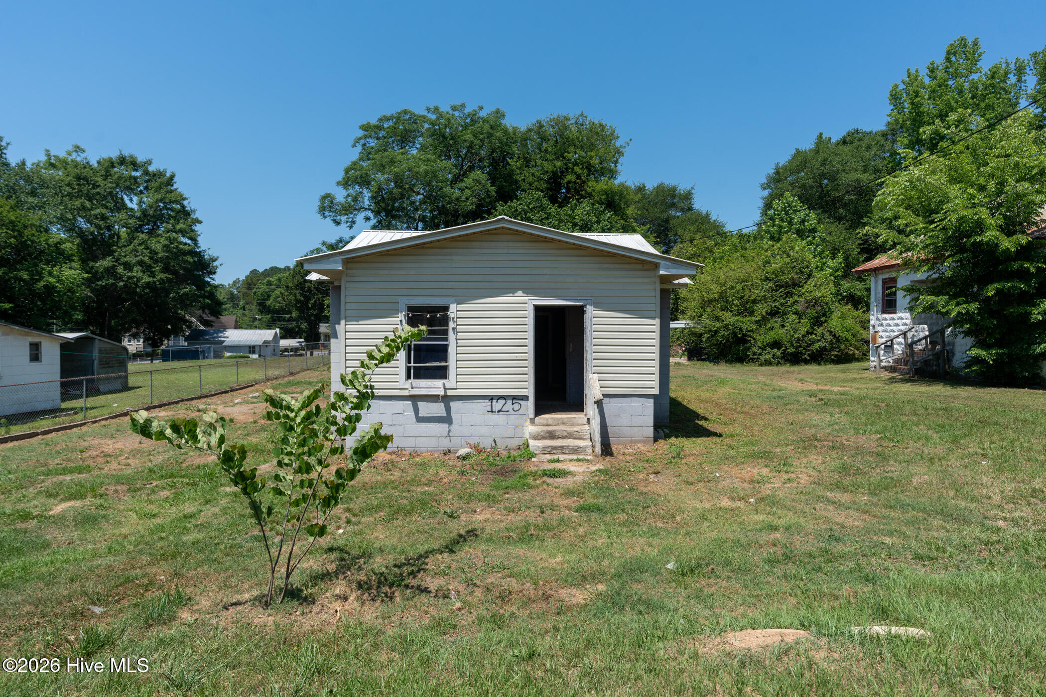 125 Garrett Street Rockingham, NC 28379 - Photo 2 of 8 A7408857