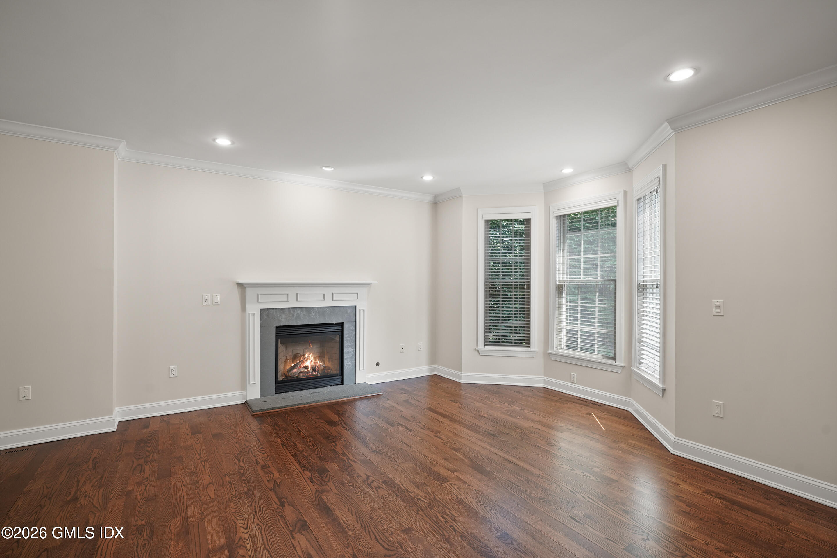 25 Decatur Street, Unit B Cos Cob, CT 06807 - Photo 5 of 39 DSC02999_1