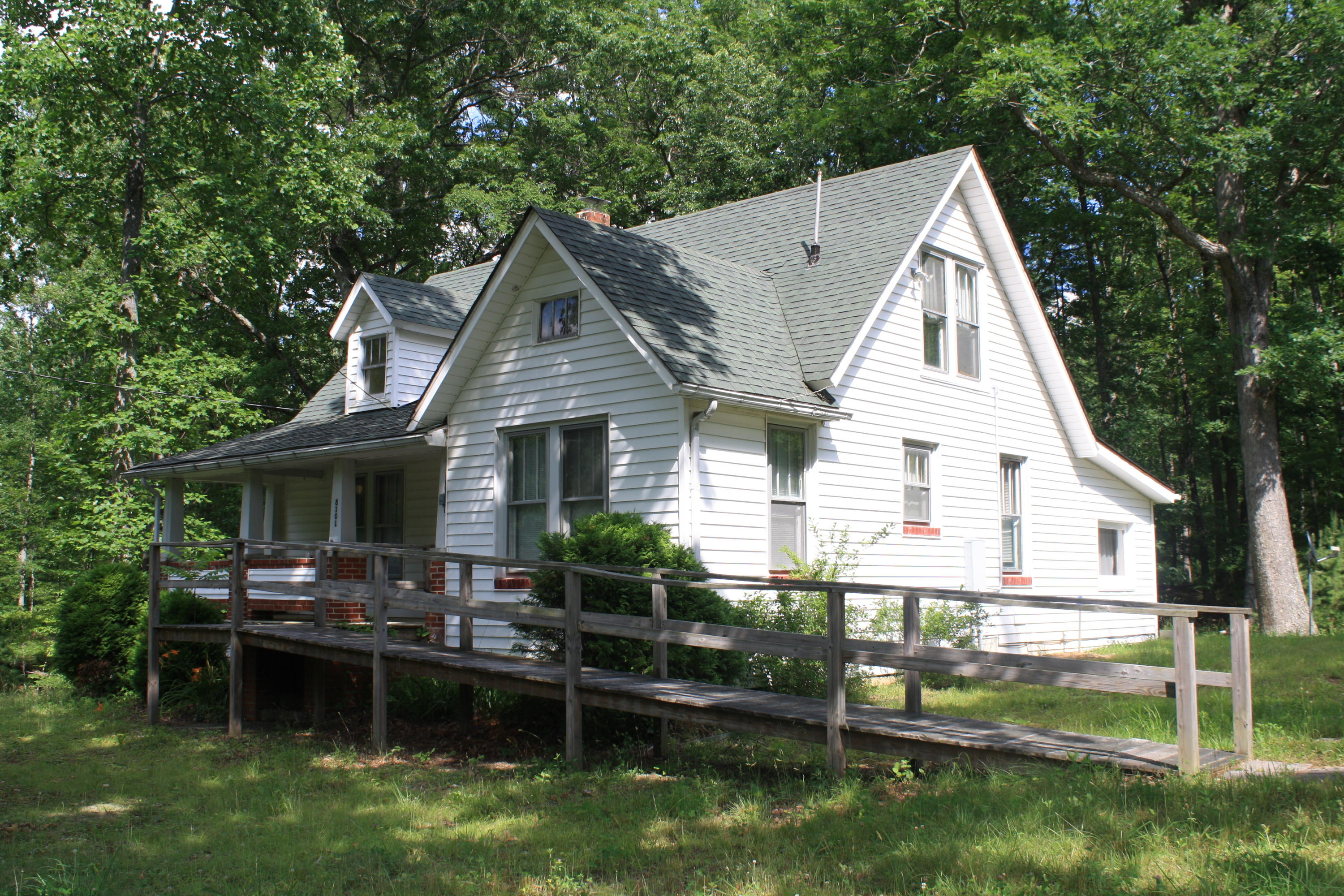 8101 Mill Branch Road Covington, VA 24426 - Photo 2 of 15 Front Of House