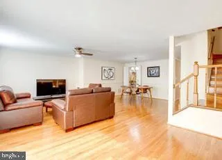 $3,700 | 8931 Park Forest Drive, Springfield, VA 22152