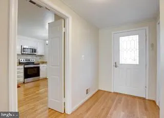 $3,700 | 8931 Park Forest Drive, Springfield, VA 22152