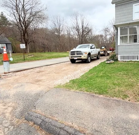 $1,800 | 38 A Street, Unit A, West Warren, MA 01092