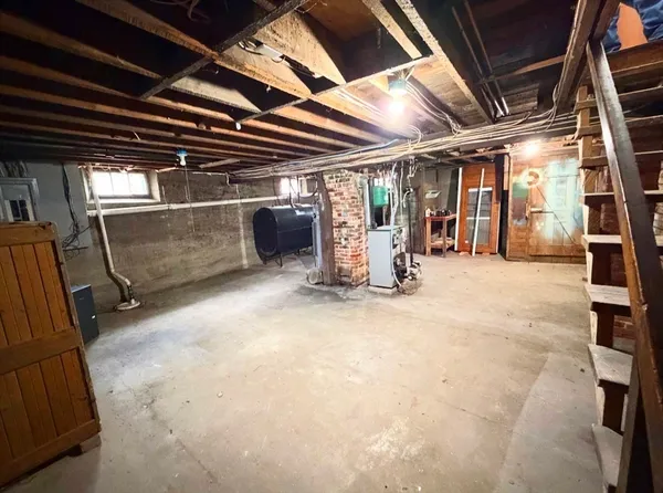 $1,800 | 38 A Street, Unit A, West Warren, MA 01092