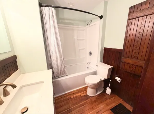 $1,800 | 38 A Street, Unit A, West Warren, MA 01092