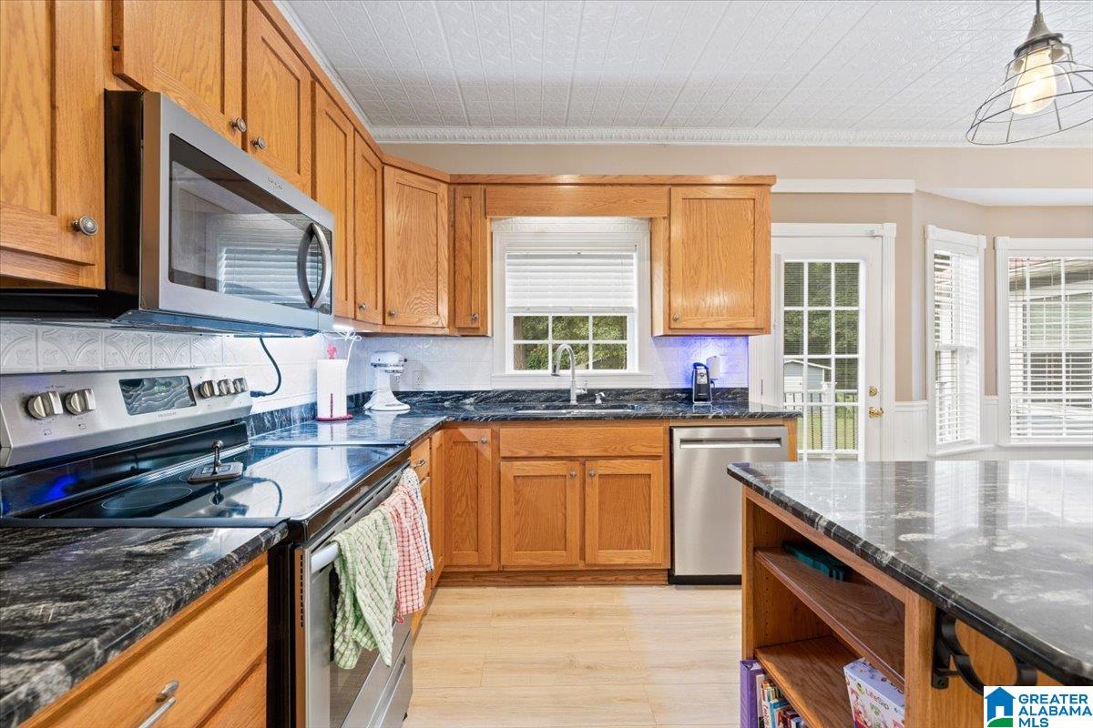 909 Camellia Road Oneonta, AL 35121 - Photo 10 of 28