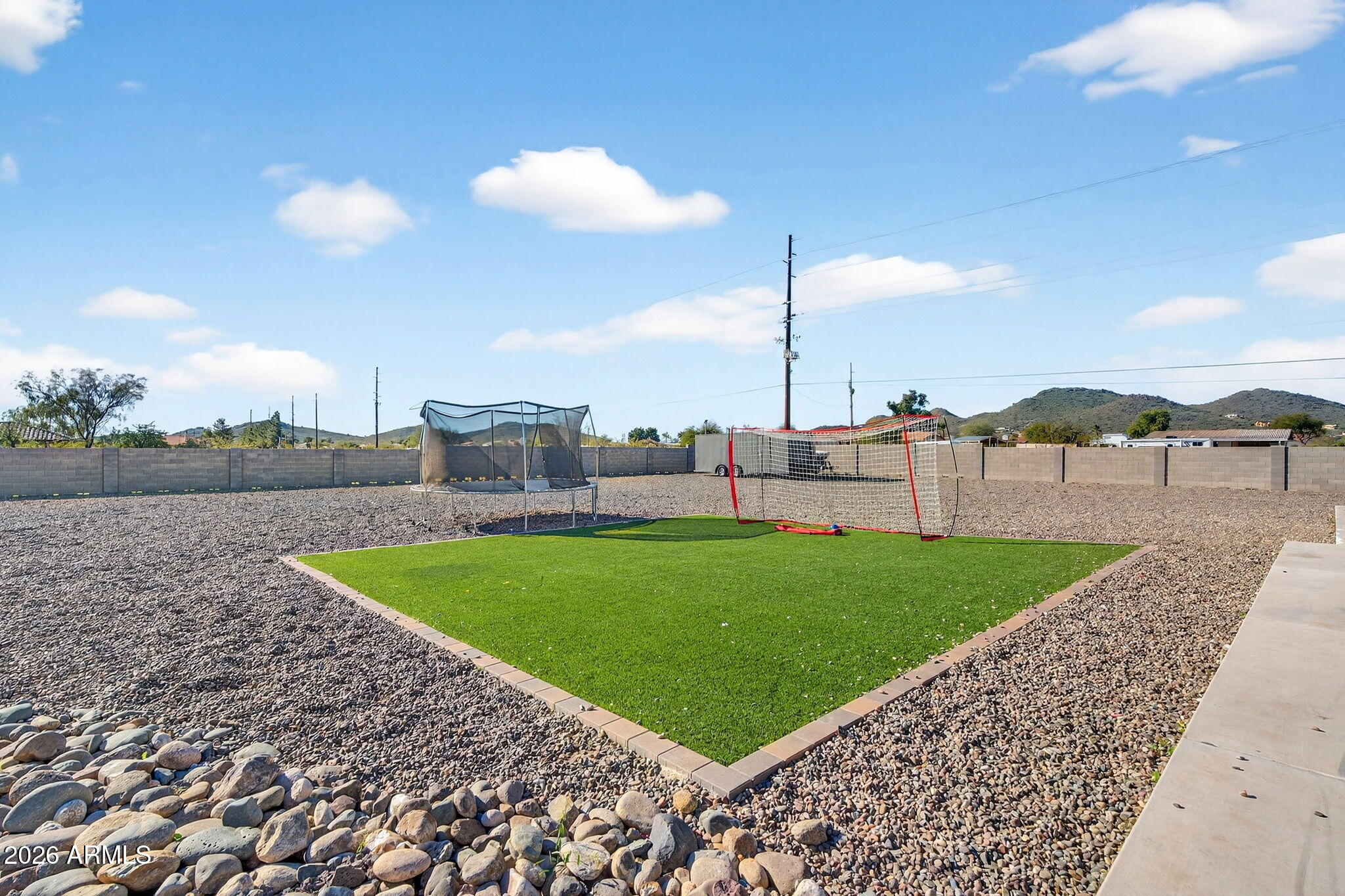 629 West Cloud Road Phoenix, AZ 85086 - Photo 40 of 46 50-web-or-mls-40-W Cloud Rd