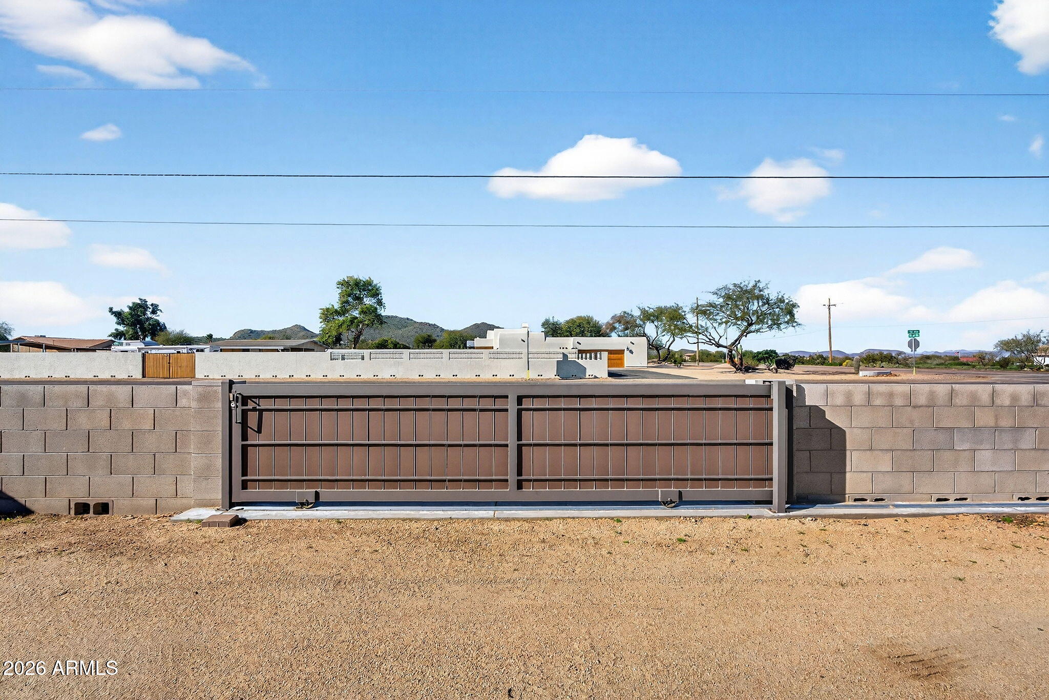 629 West Cloud Road Phoenix, AZ 85086 - Photo 45 of 46 54-web-or-mls-50-W Cloud Rd