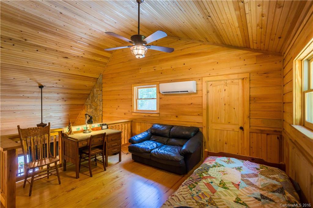 4548 Table Rock Mountain Road Morganton, NC 28655 - Photo 4 of 18 Gallery Image 4