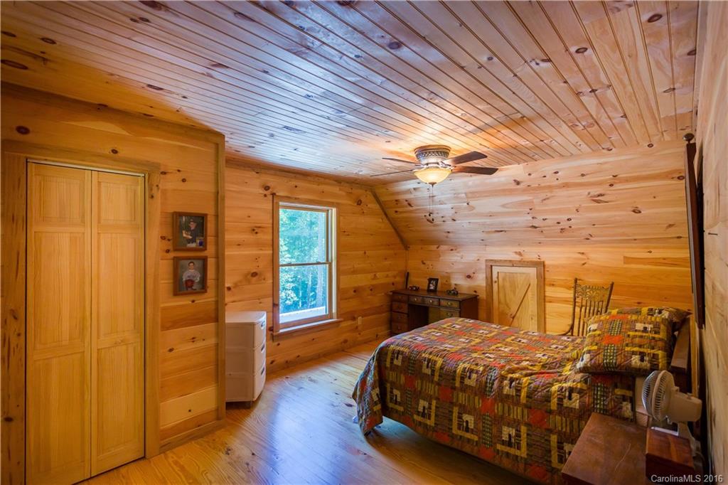 4548 Table Rock Mountain Road Morganton, NC 28655 - Photo 7 of 18 Gallery Image 7