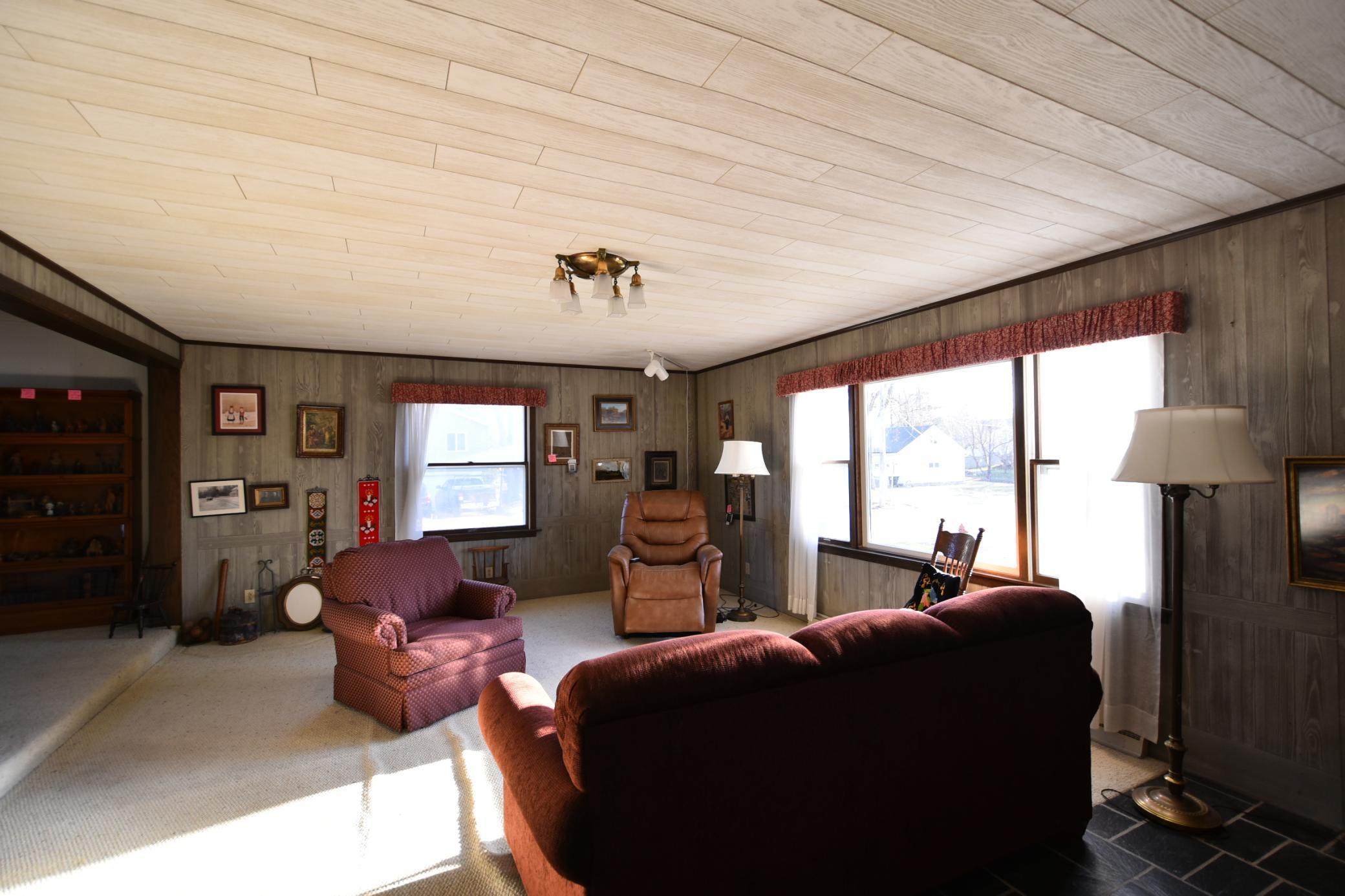 581 2nd Avenue Zumbrota, MN 55992 - Photo 5 of 22