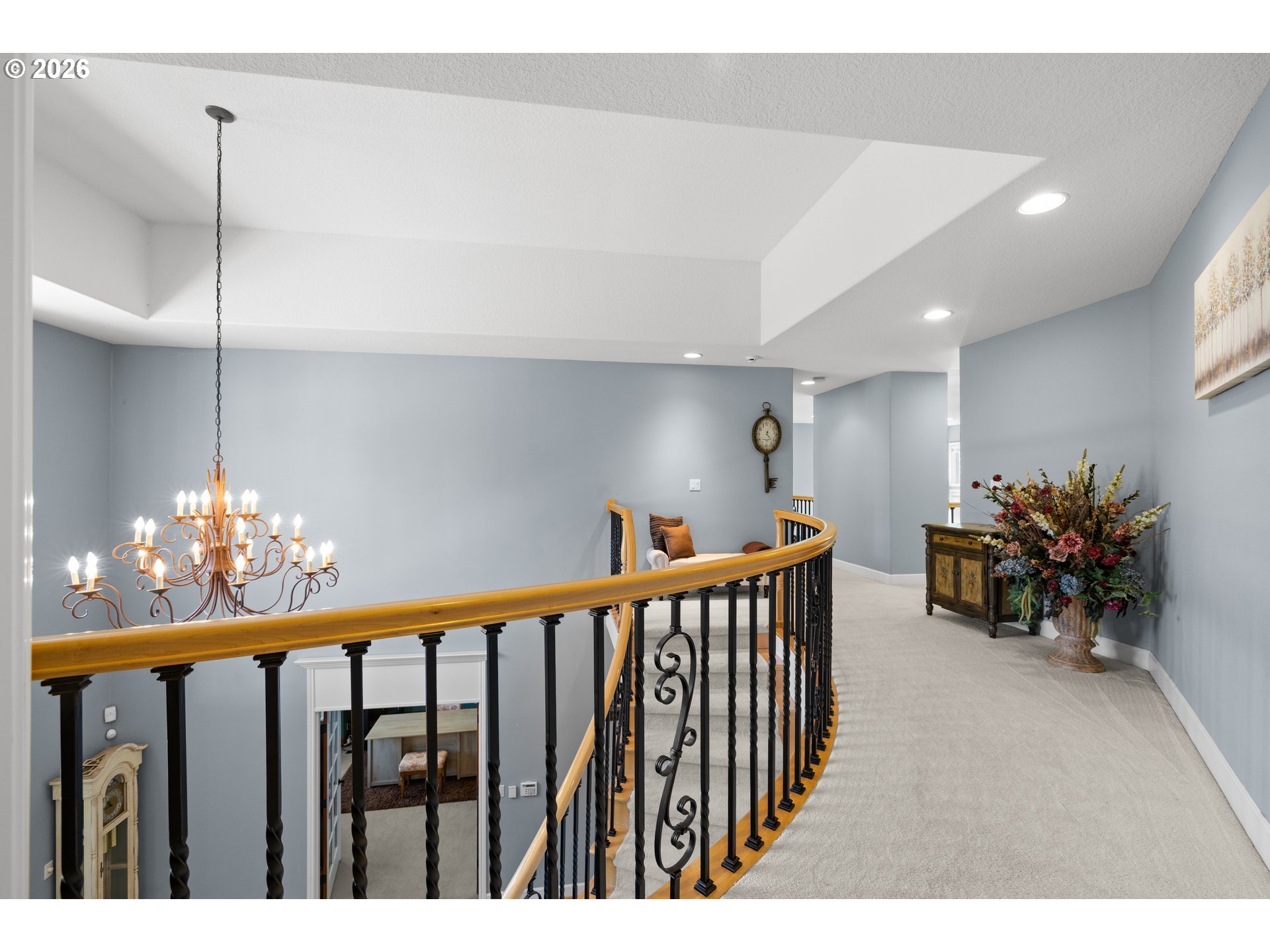 2633 Southeast Vista Way Gresham, OR 97080 - Photo 21 of 48 a view of a porch and a dining room with furniture