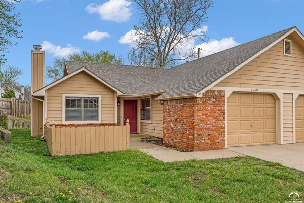 $205,000 | 3902 Willshire Drive, Lawrence, KS 66049