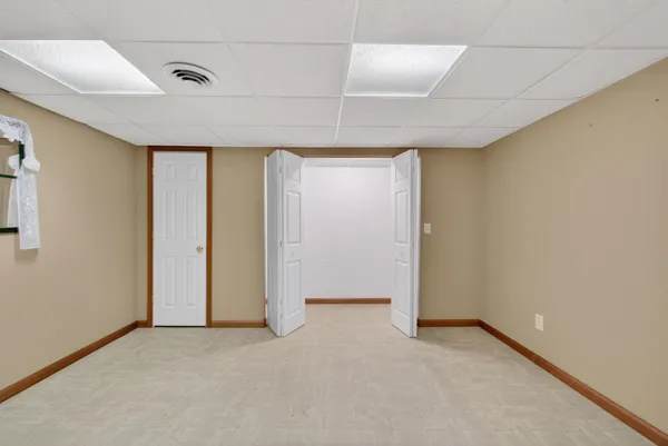 $299,900 | 334 Marion Street, Jackson, MI 49203