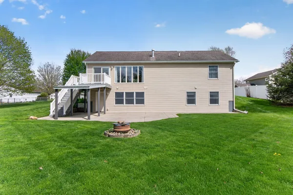 $299,900 | 334 Marion Street, Jackson, MI 49203