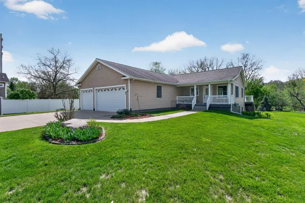 $299,900 | 334 Marion Street, Jackson, MI 49203
