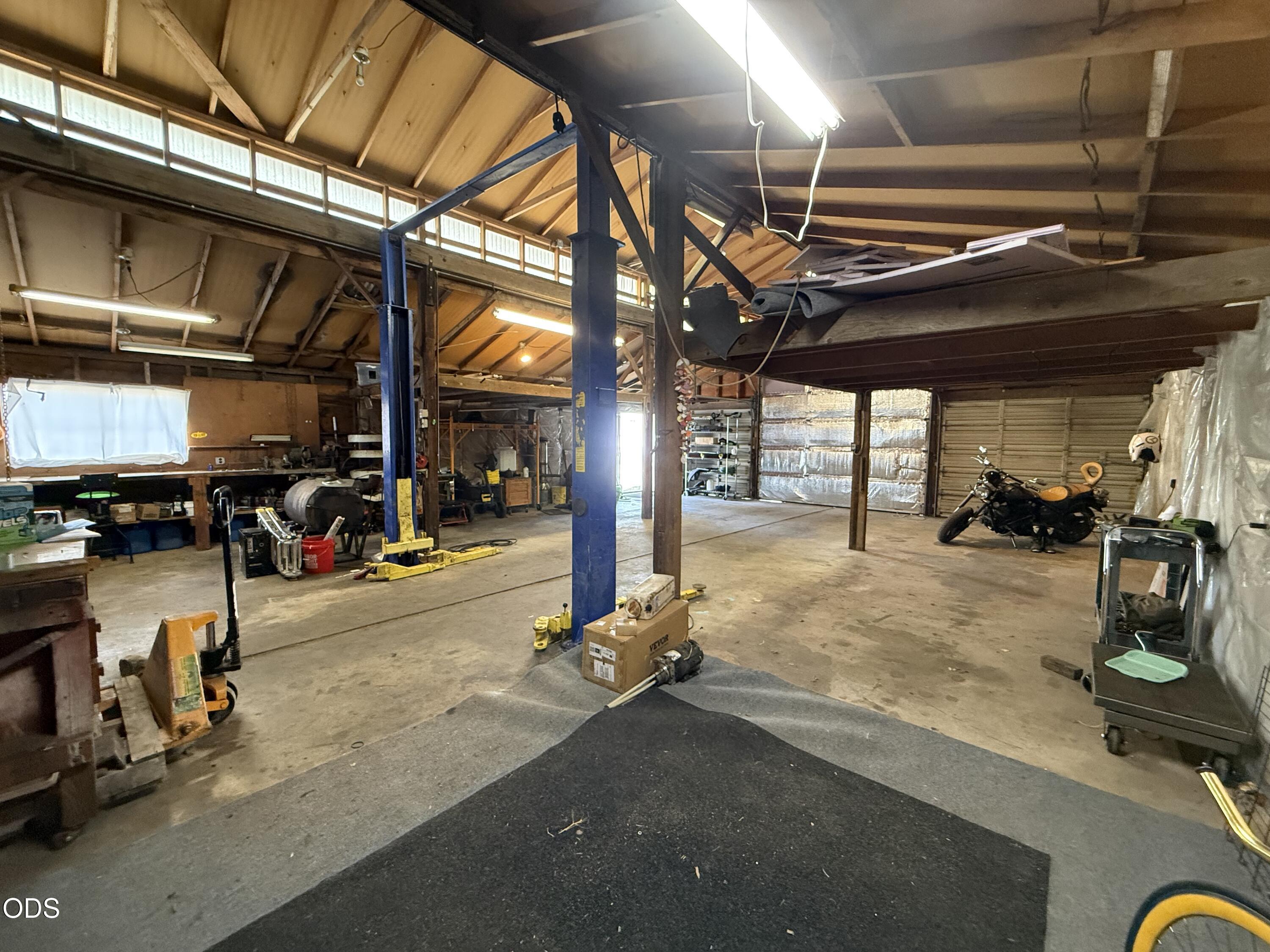 3330 Orindale Road Klamath Falls, OR 97601 - Photo 41 of 46