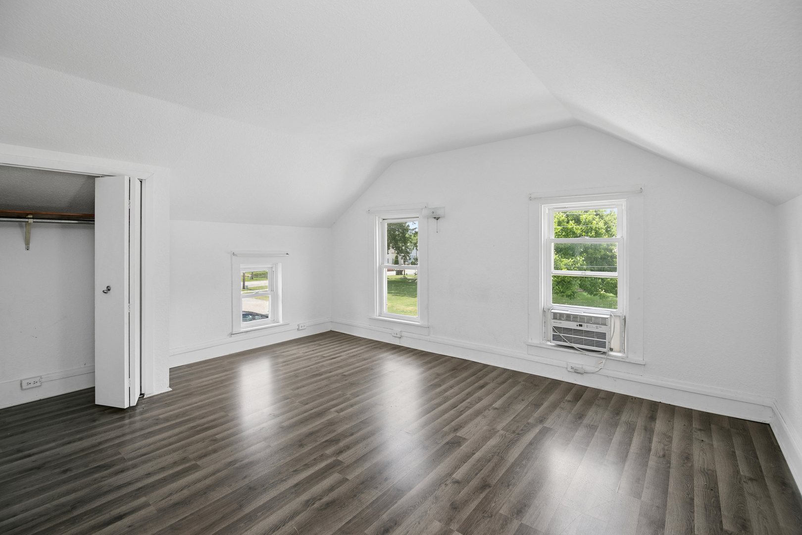288 South Walnut Street Chebanse, IL 60922 - Photo 10 of 14