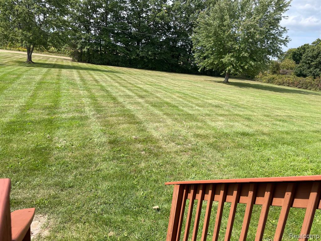 6108 Oliver Road Fostoria, MI 48435 - Photo 29 of 32