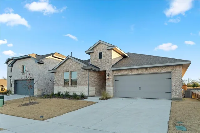 $2,300 | 1304 Elliott Road, Howe, TX 75459