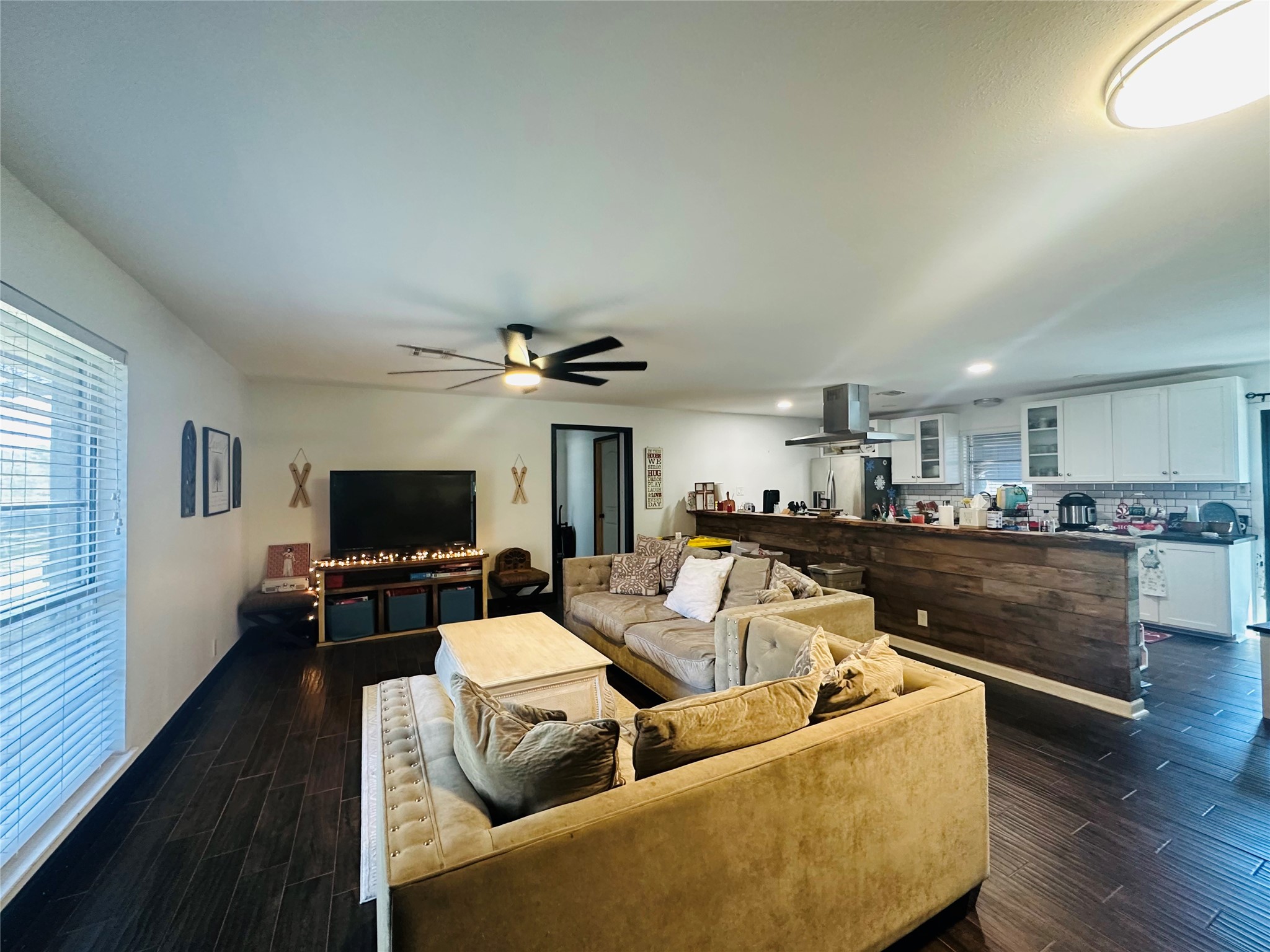 2703 Aspen Road Rosenberg, TX 77471 - Photo 2 of 24