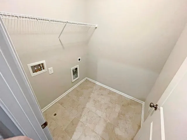 $3,890 | 4129 Townsend Lane, Dunwoody, GA 30346