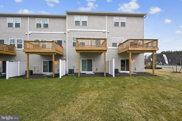 $3,150 | 44 Basswood Street, Unit 602, Berlin, NJ 08009