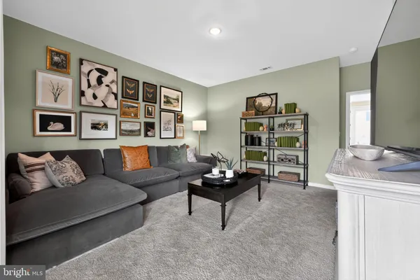 $3,150 | 44 Basswood Street, Unit 602, Berlin, NJ 08009