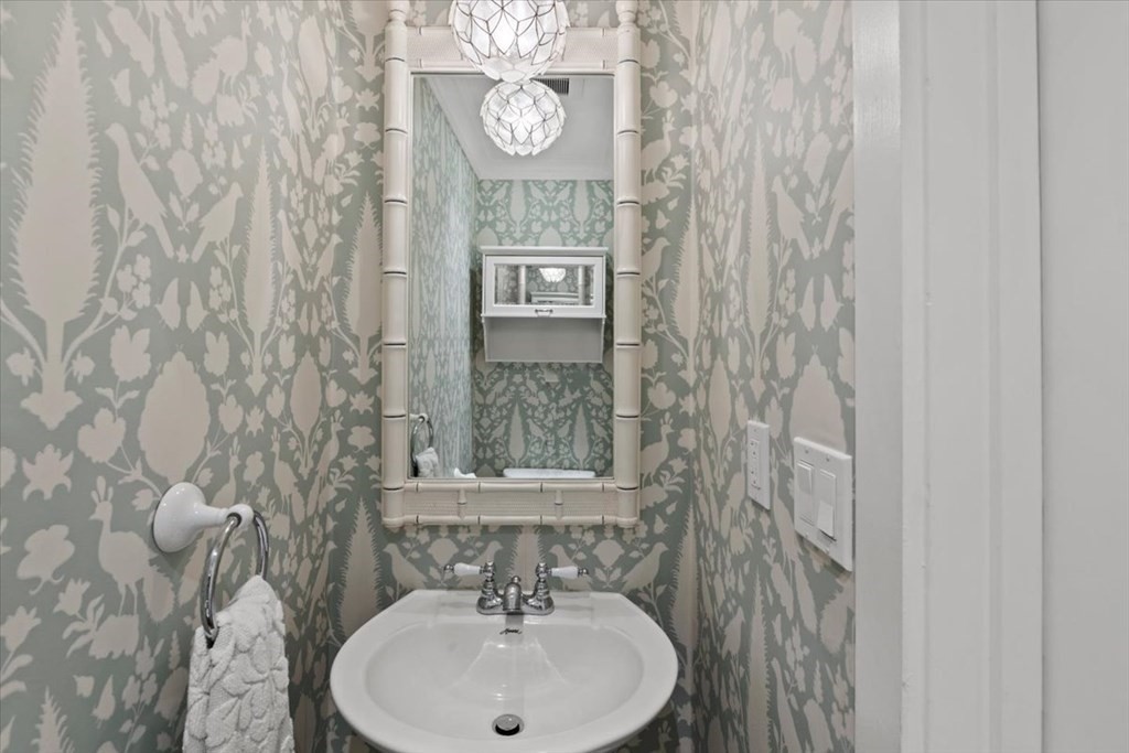 54 Appleton Street, Unit 4 Boston, MA 02116 - Photo 9 of 20 a bathroom with a sink and a mirror