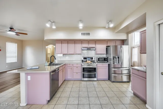 $2,750 | 20021 North 38th Lane, Glendale, AZ 85308