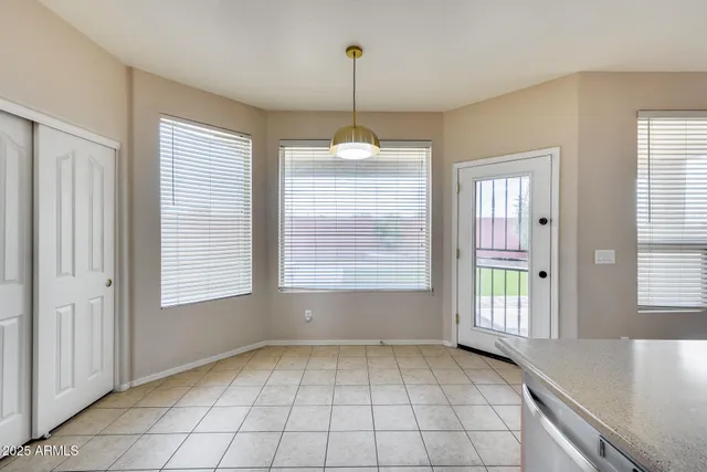 $2,750 | 20021 North 38th Lane, Glendale, AZ 85308