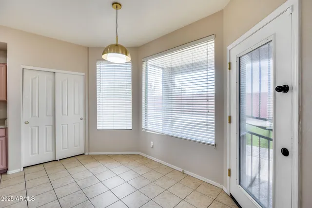 $2,750 | 20021 North 38th Lane, Glendale, AZ 85308