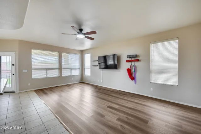 $2,750 | 20021 North 38th Lane, Glendale, AZ 85308