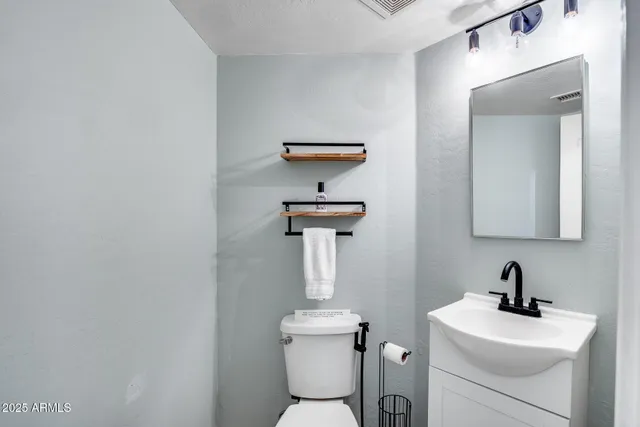 $2,750 | 20021 North 38th Lane, Glendale, AZ 85308