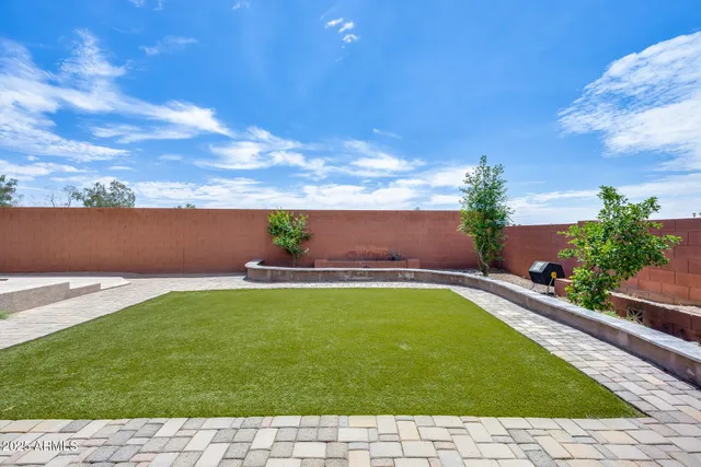 $2,750 | 20021 North 38th Lane, Glendale, AZ 85308