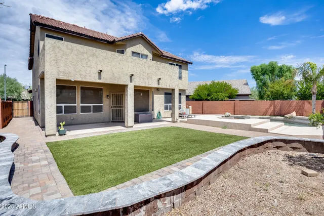 $2,750 | 20021 North 38th Lane, Glendale, AZ 85308