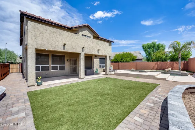 $2,750 | 20021 North 38th Lane, Glendale, AZ 85308