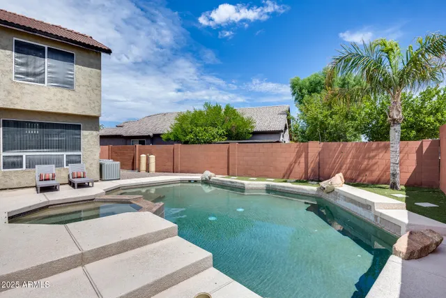 $2,750 | 20021 North 38th Lane, Glendale, AZ 85308