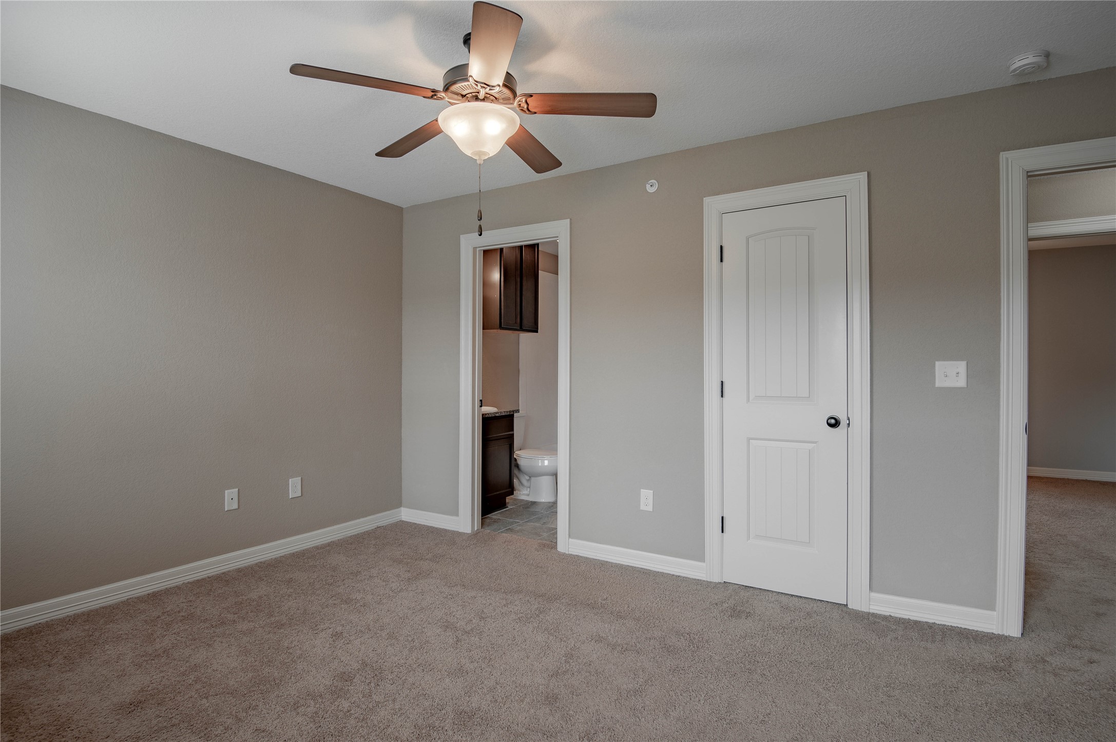 2002 20th Street, Unit 103 Huntsville, TX 77340 - Photo 15 of 23