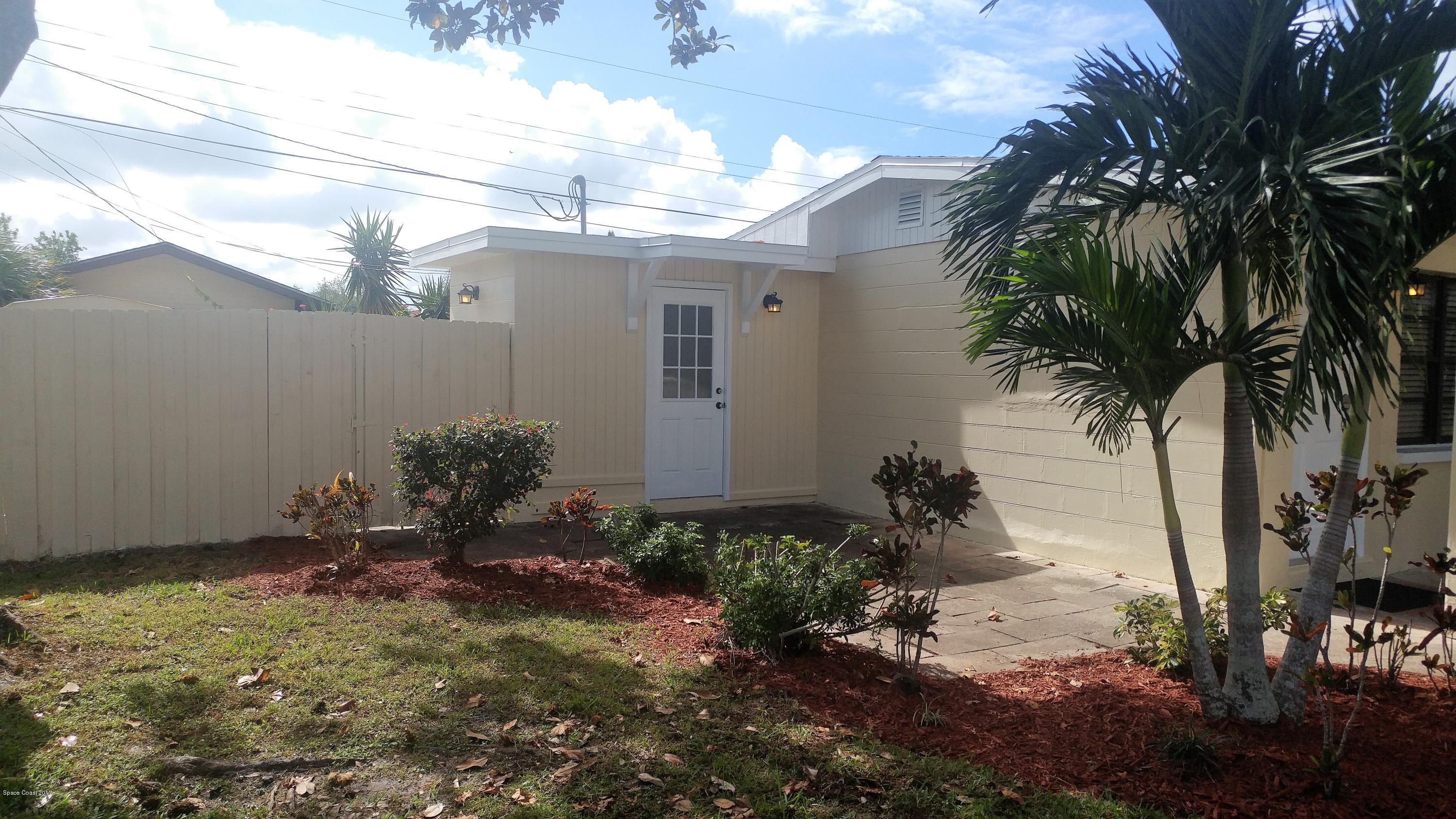 2857 Tropic Road Melbourne, FL 32935 - Photo 6 of 28 a view of a backyard