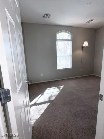 $2,000 | 2223 Twin Falls Drive, Henderson, NV 89044