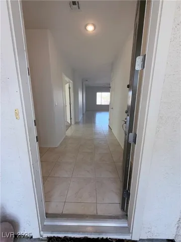 $2,000 | 2223 Twin Falls Drive, Henderson, NV 89044