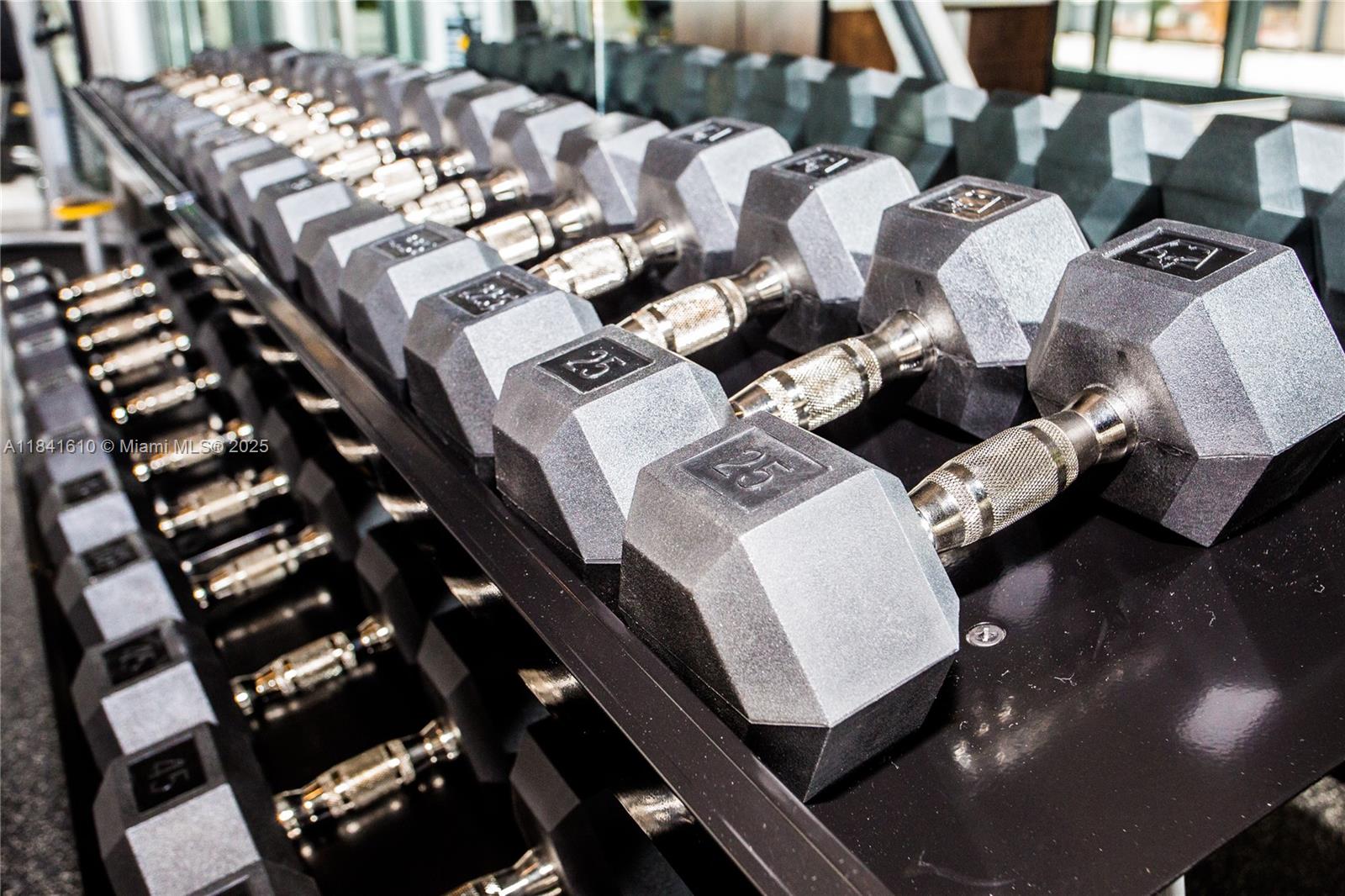 45 Southwest 9th Street, Unit 3803 Miami, FL 33130 - Photo 27 of 54