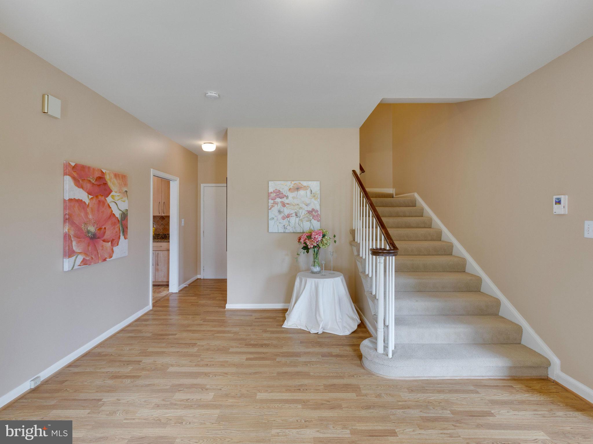 11044 Ring Road Reston, VA 20190 - Photo 5 of 30 Interior (General)